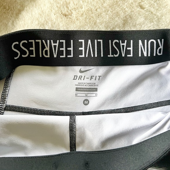 Nike Shorts - Picture 3 of 6